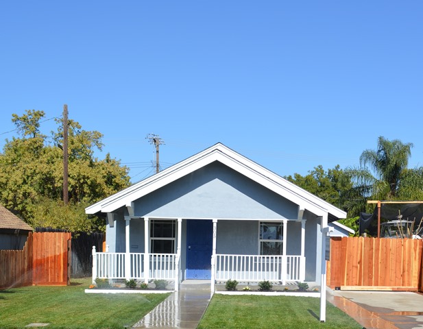 305 e vine st Lodi California 95240